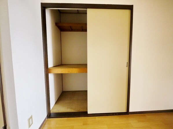 サンライズアパートメントBの物件内観写真